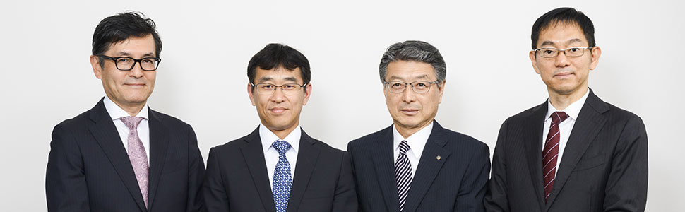 photo of officers